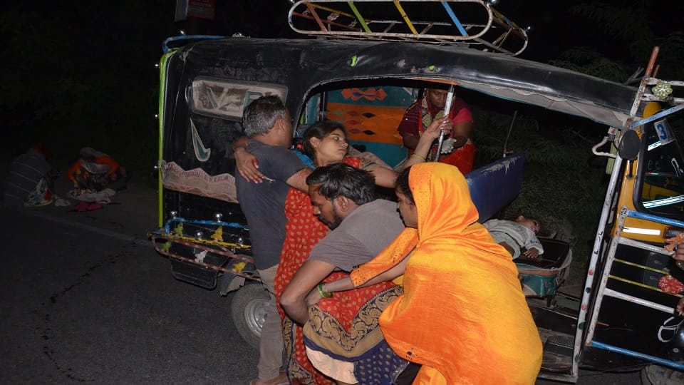 Delivery on the road, death of newborn