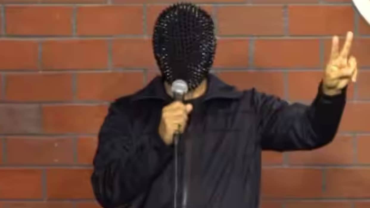 Shilpa Shetty husband Raj Kundra debuts as standup comedian says Mera kaam kapde chadhana hai video goes viral