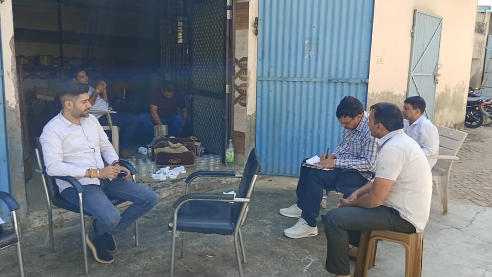 Beginning of festive season, CM flying team in action mood, raid on a ghee factory in Kaithal