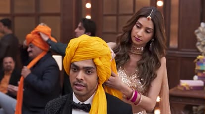 Dono Review Avneesh get full number in taking over Rajshree legacy Rajveer and Paloma debut film