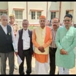 वादी पक्ष के लोग