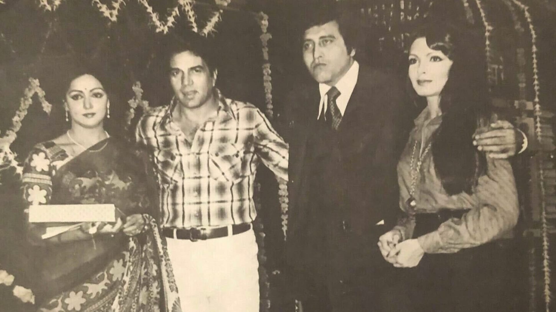 Vinod Khanna made Hema Malini give her maiden public speech in Gurdaspur interesting anecdotes of friendship