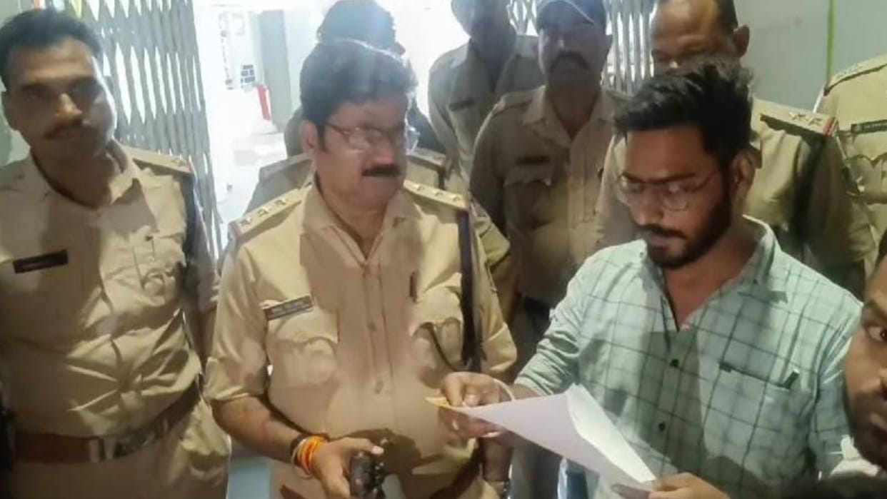 Ujjain News: Demand of VHP and Bajrang Dal, entry should be given in Garba Pandal by showing Aadhar card