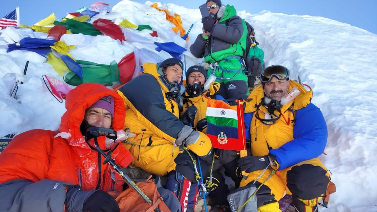 BSF Team scale world eighth highest peak Mountain Manaslu in Nepal