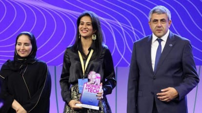 उपलब्धि: प्रदेश की बेटी कीर्ति चंदेल को संयुक्त राष्ट्र ने किया सम्मानित, गूगल एलेक्सा को दे रहीं टक्कर Himachal Pradesh News: Singapore Young entrepreneur Kirti Chandel Honoured by United Nations