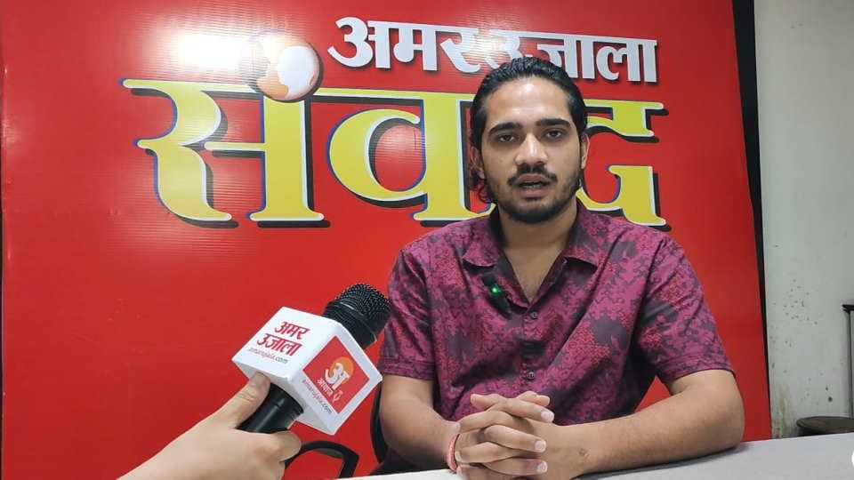 Dehradun Ravi is promoting Uttarakhandi culture and Foof by leaving his job worth lakhs.