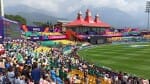 अंतरराष्ट्रीय क्रिकेट स्टेडियम धर्मशाला।
