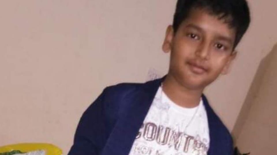 9th class student was weak in studies, committed suicide by hanging himself before PTM