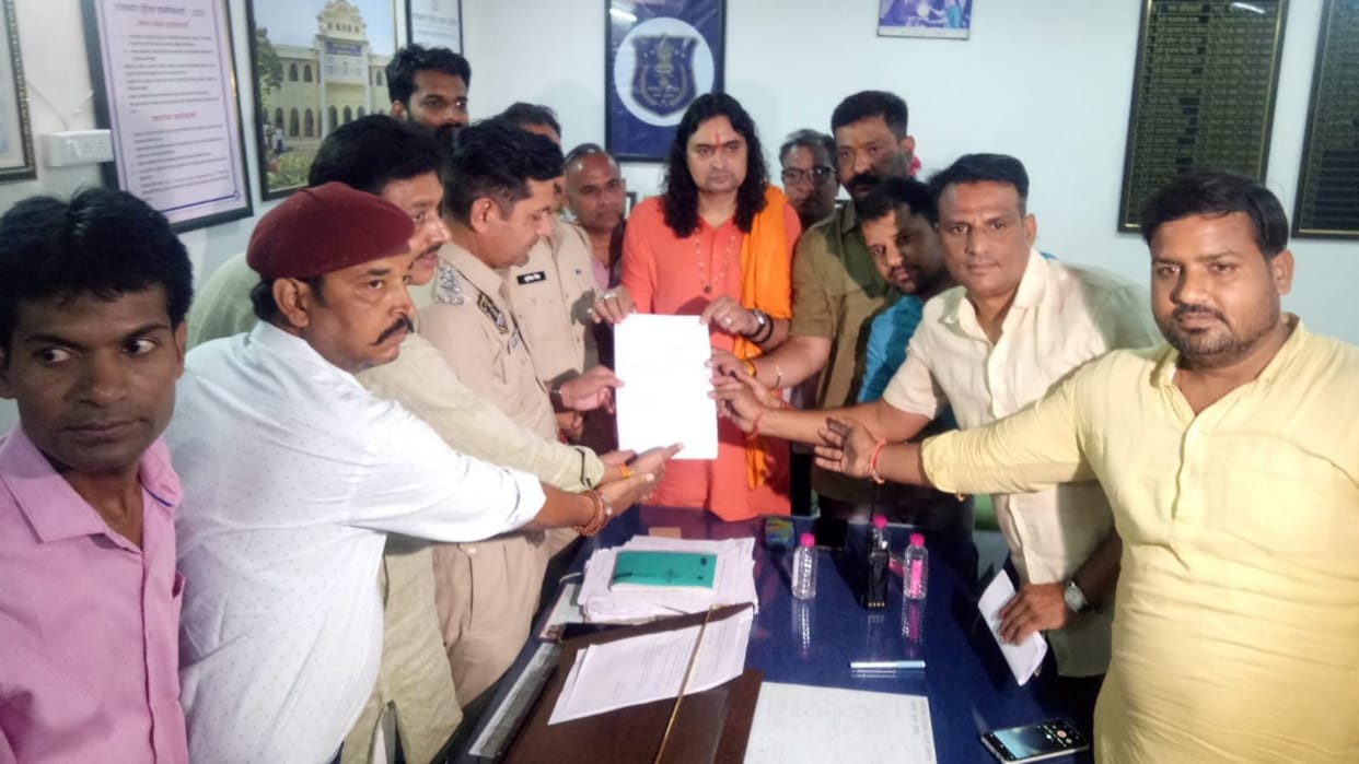 Controversy arose over three hundred year old Shiva temple in Jaipur; FIR lodged after altercation
