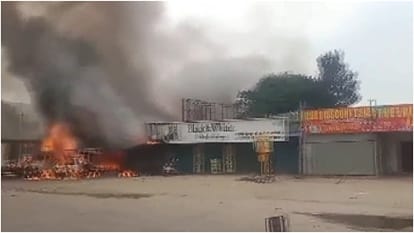 Karnataka Fire Breaks Out In Firecracker Shop In Bangalore Many Killed ...