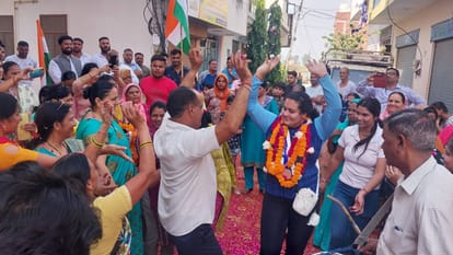 West UP News Live: Meerut listed most polluted among 223 cities in India, City welcomes Annu Rani