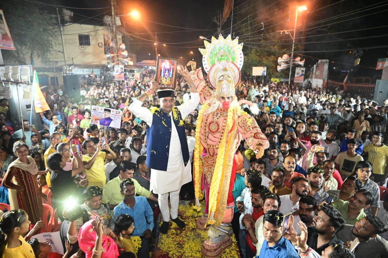 MP Election: Leader takes refuge in God before elections, Shri Khedapati Hanuman Corridor will be built in Bho