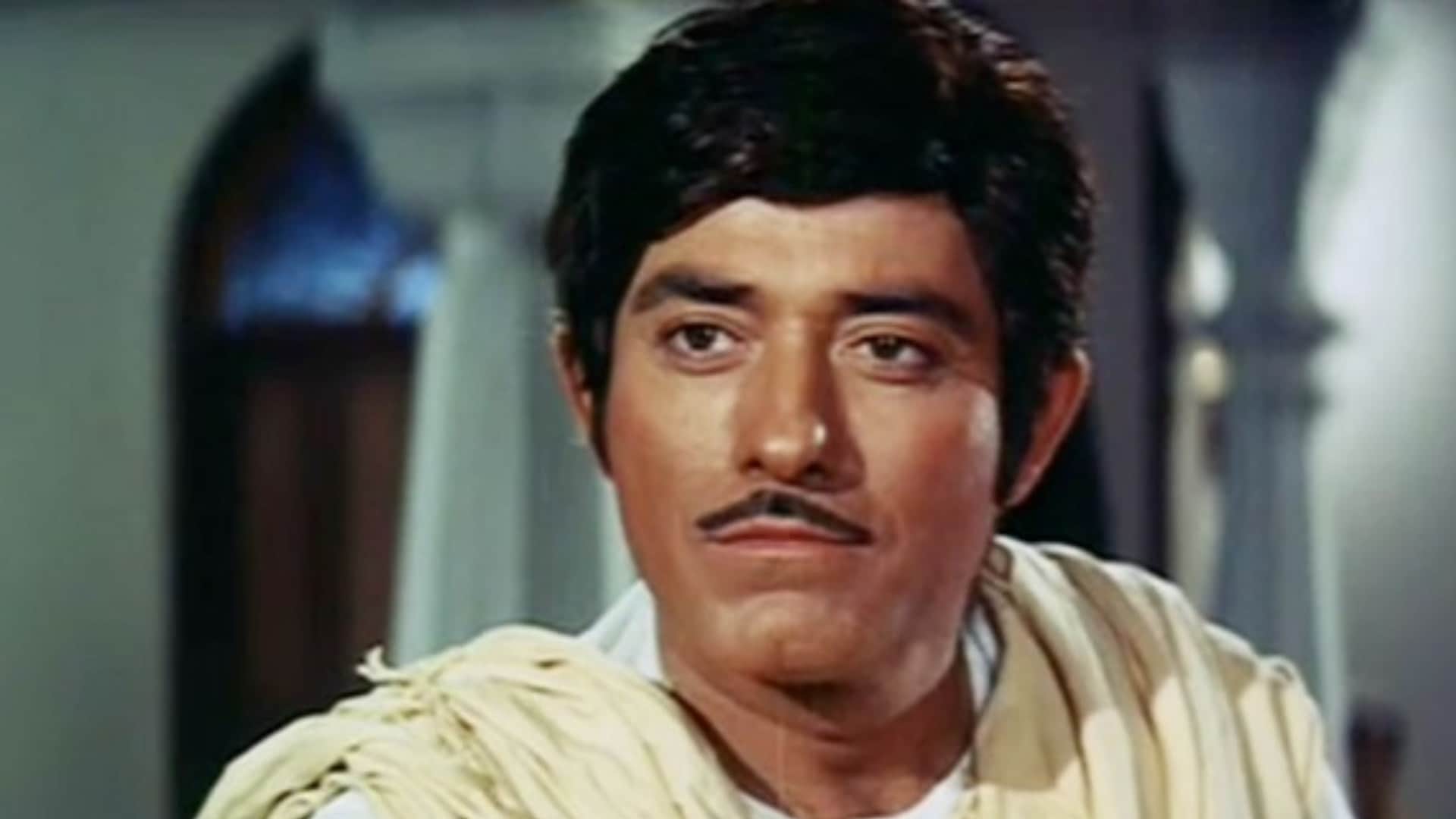 Raj Kumar Birth Anniversary Saudagar Actor Used To Increased His Fees After Even Giving Flop Movie