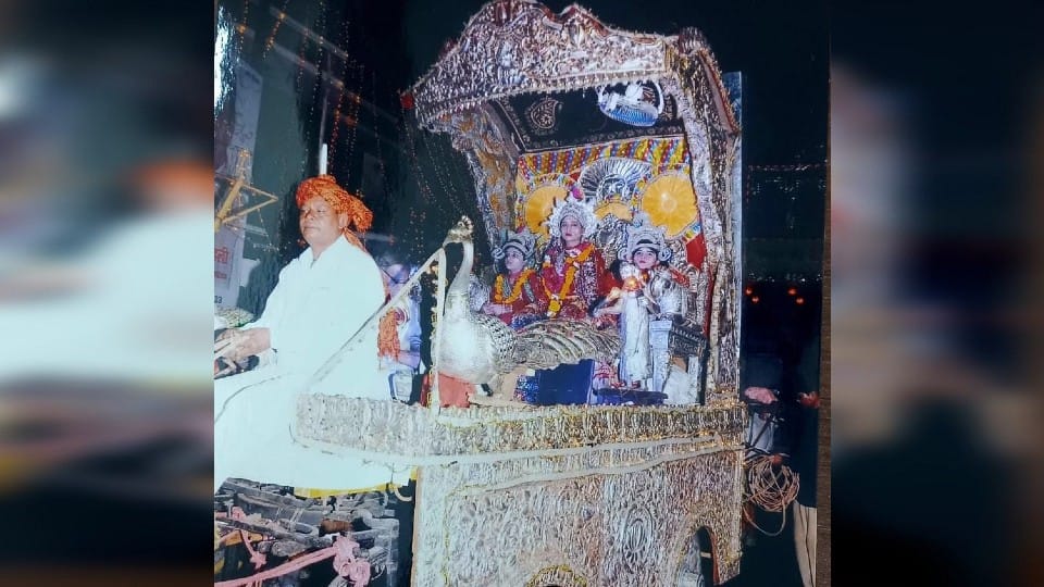 Maryada Purushottam Ram will reach Janakpuri on silver rath artisans of Banaras prepared it in 6 years