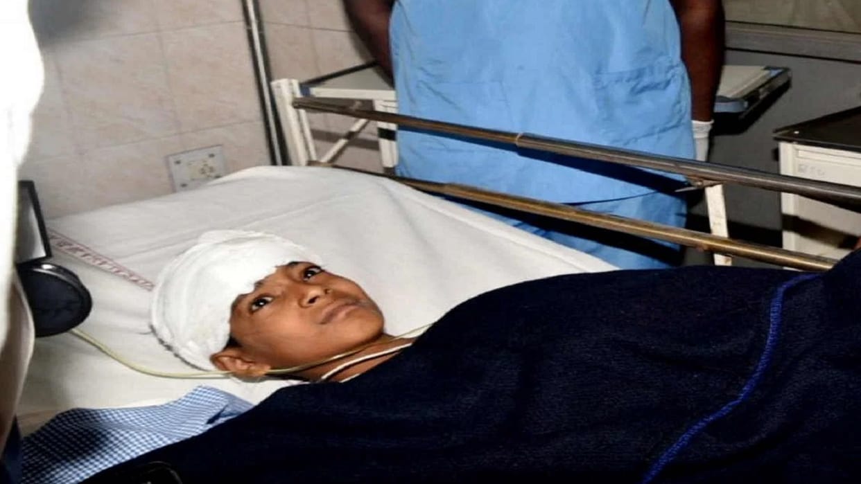 Anmol cried after seeing brother Devesh in BRD medical college