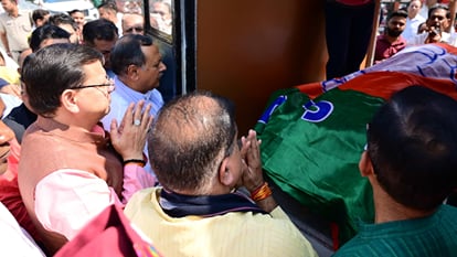Cm Dhami expressed grief over demise of former BJP state president Mahila Morcha Dehradun Uttarakhand news