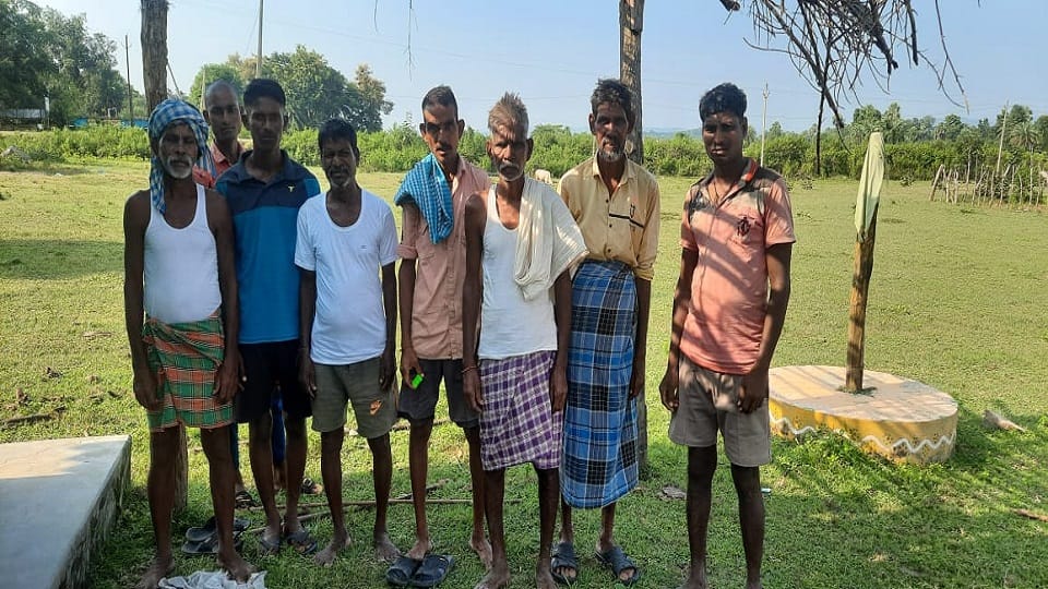 ग्रामीणों ने पुलिस को दी सूचना