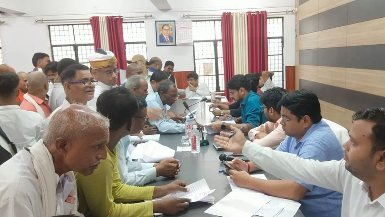 complainants who reached the officers with the hope of justice during the Total Redressal Day got only assuran