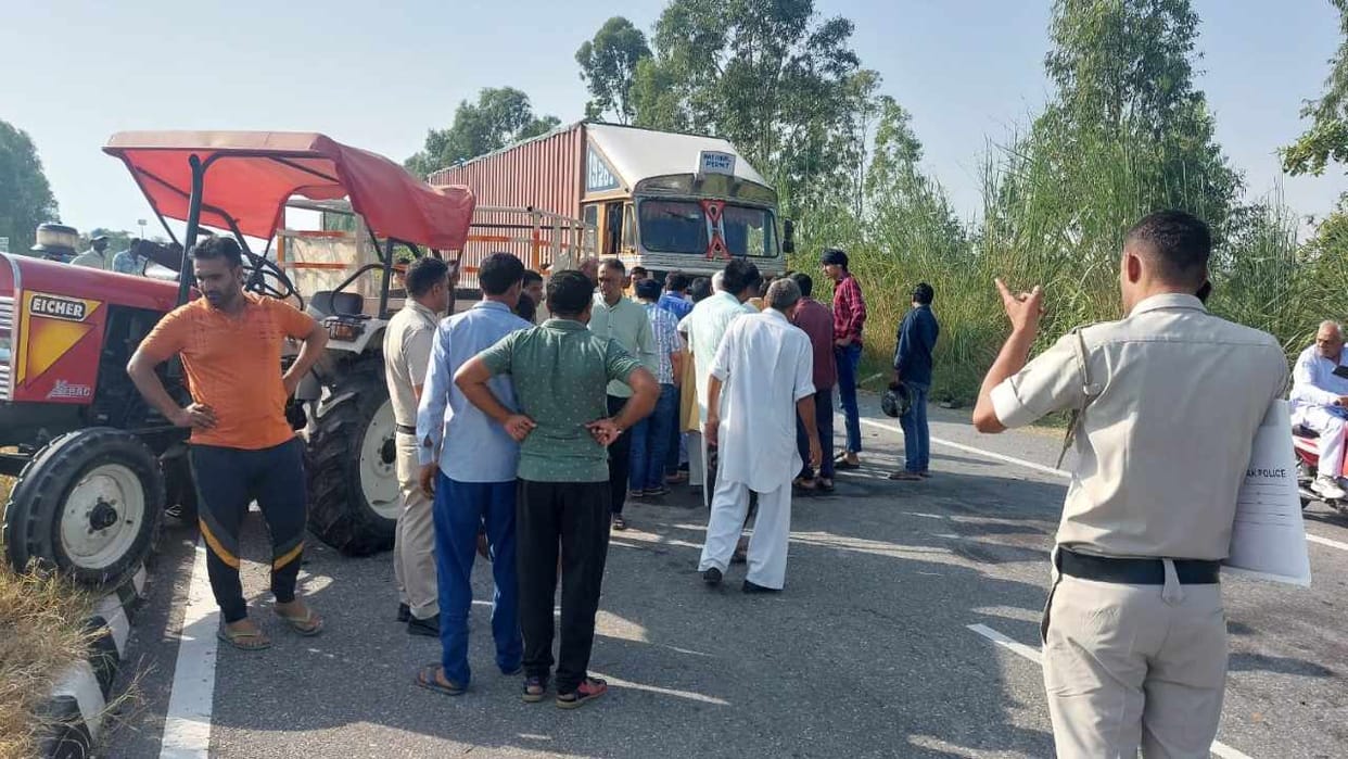 One dead and four injured in road accident in Rohtak