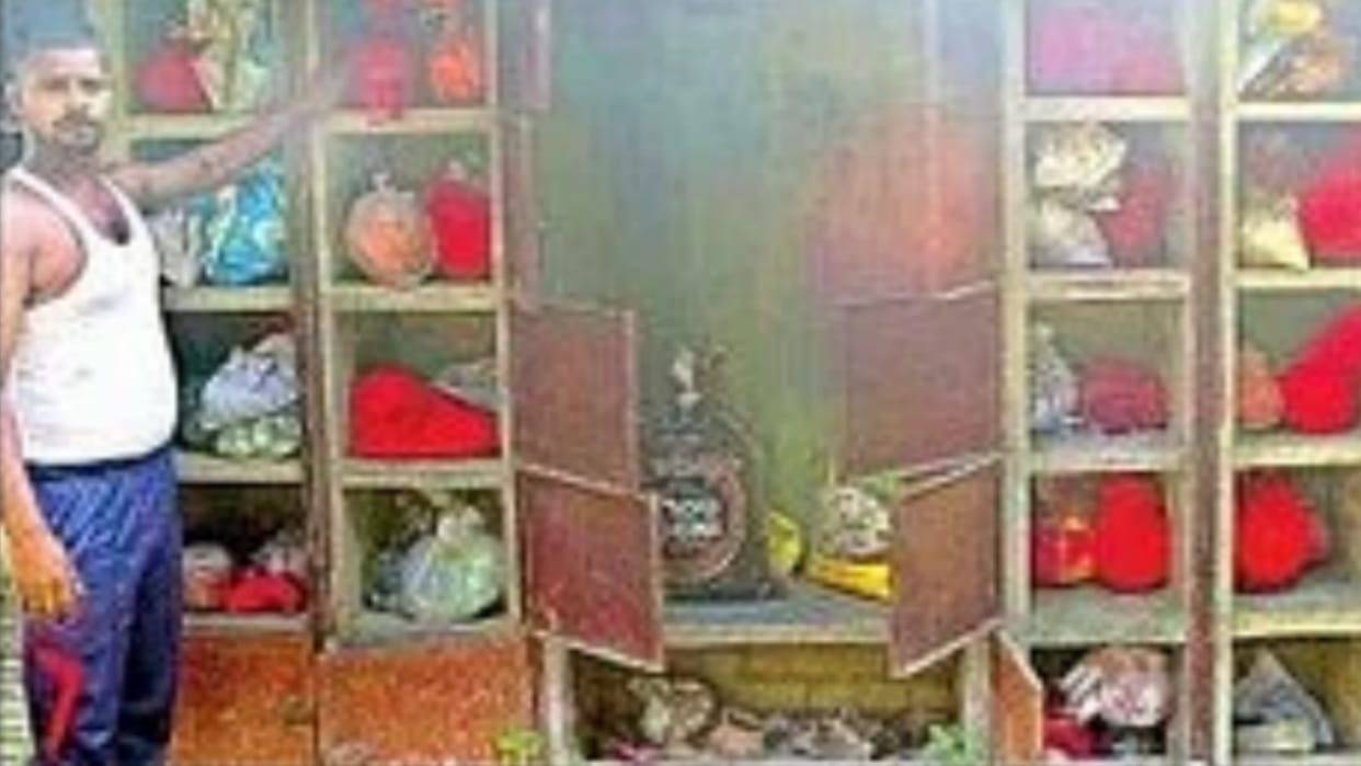 More than 200 asthi kalash are in Locker on Gopal Ghat.