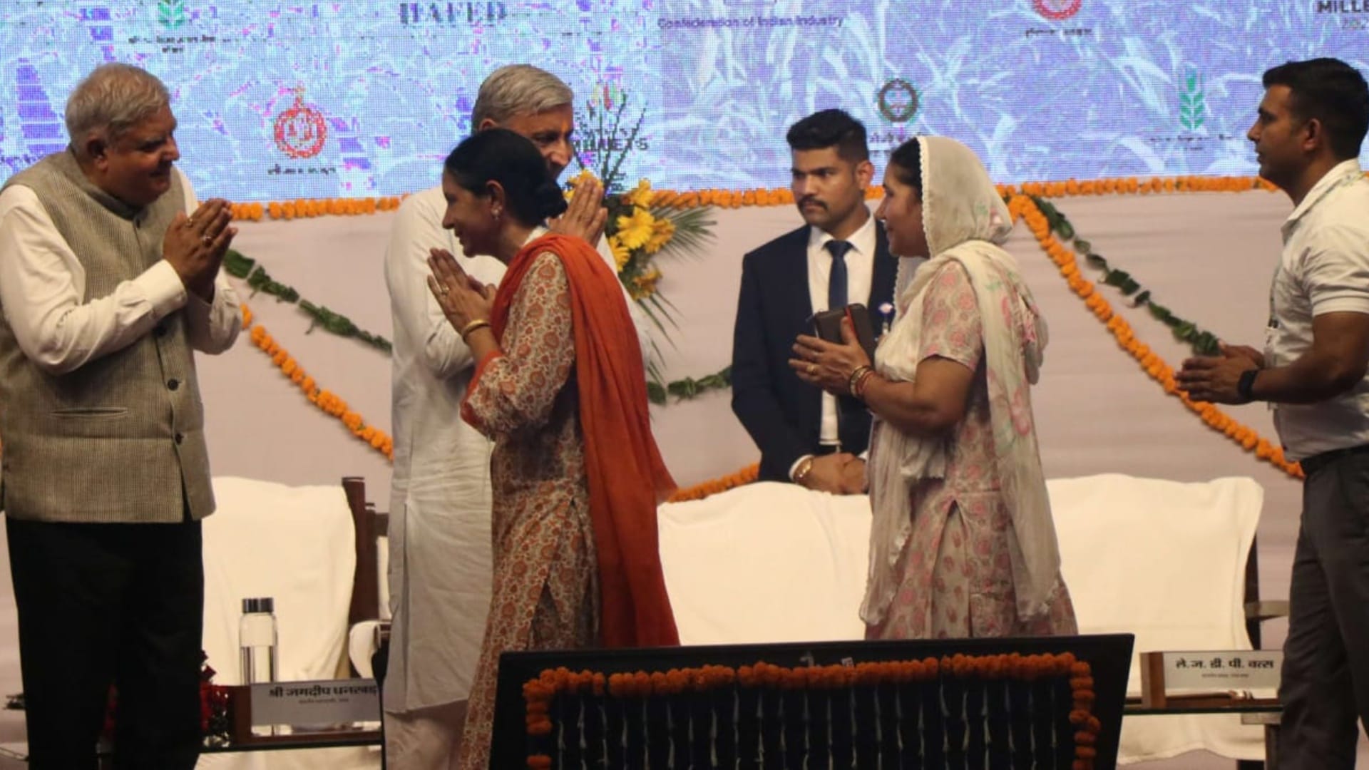 Vice President Jagdeep Dhankhar reached Hisar three-day agricultural development fair, see photos
