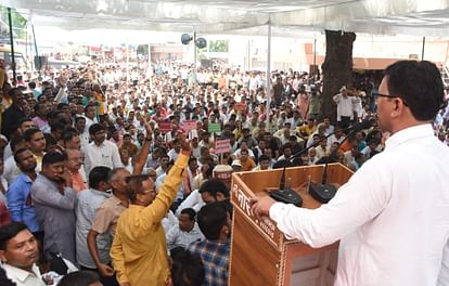 UP: Teachers across the state will tie black bands tomorrow, protest against the new pension scheme, demand fo