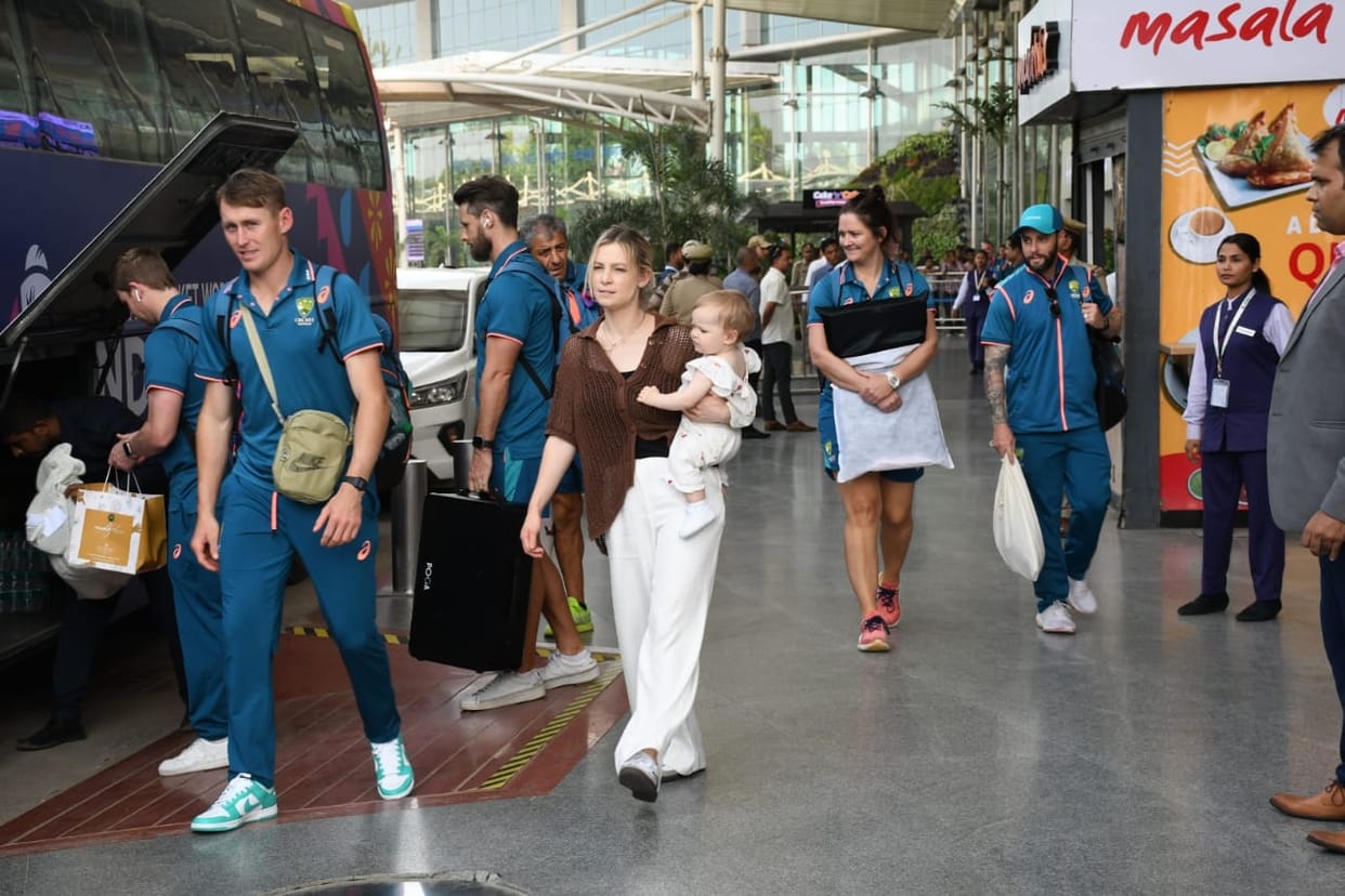Australia cricket team reached Lucknow, to compete with South Africa