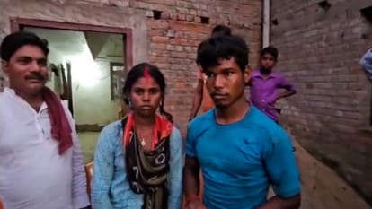 Family members beat up lover who had come to meet his girlfriend in Siwan; Then they both got married