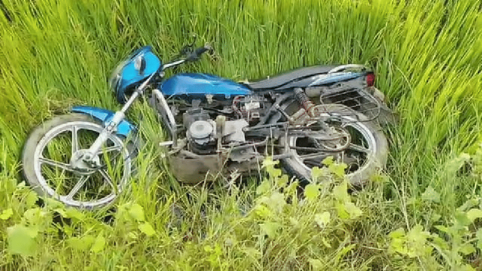 Passenger bus hits bike rider in Jashpur