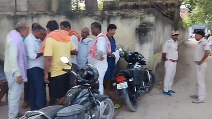 Bihar: संदिग्ध हालत में मिली महिला की लाश; पति पर अवैध संबंध का विरोध करने पर पीट कर हत्या करने का आरोप Husband accused of beating wife to death for opposing illicit relationship in Vaishali