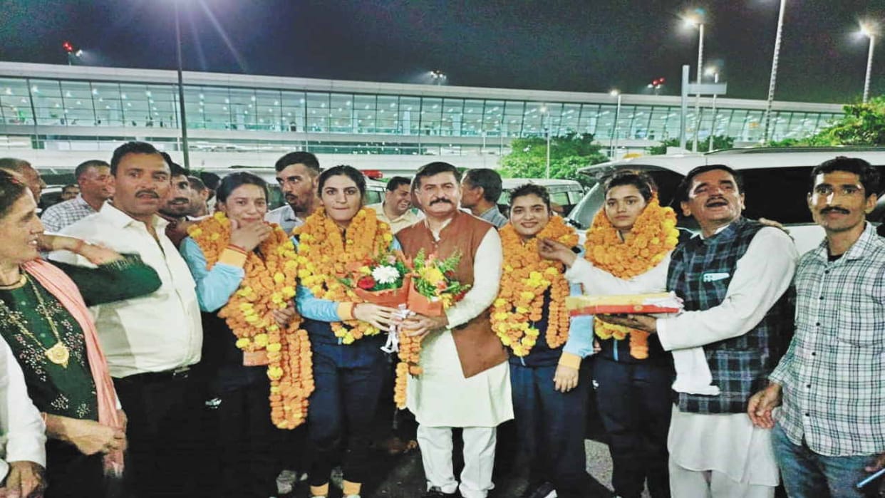 Asian Games: Parents will Receive Kabaddi Gold Medal Winner Ritu Negi at Delhi Airport