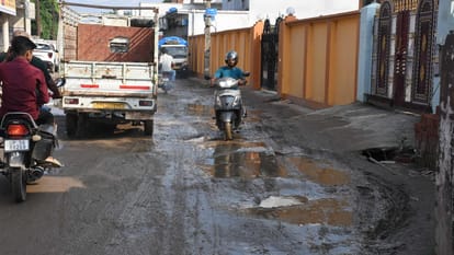 Before changing Gorakhpur giving a tough test to city residents