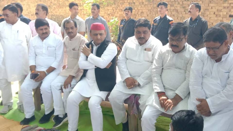 Akhilesh Yadav reached Mainpuri once again raised issue of caste census