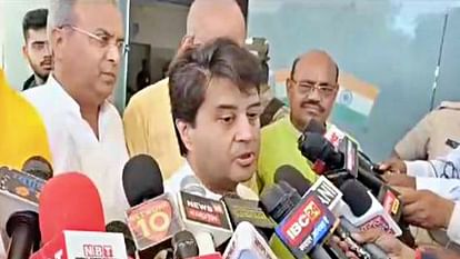 MP Election 2023: ज्योतिरादित्य सिंधिया बोले- पांच राज्यों के भगवान रूपी मतदाता पीएम मोदी को देंगे समर्थन MP Election 2023 Jyotiraditya Scindia says God like voters of five states will support PM Modi