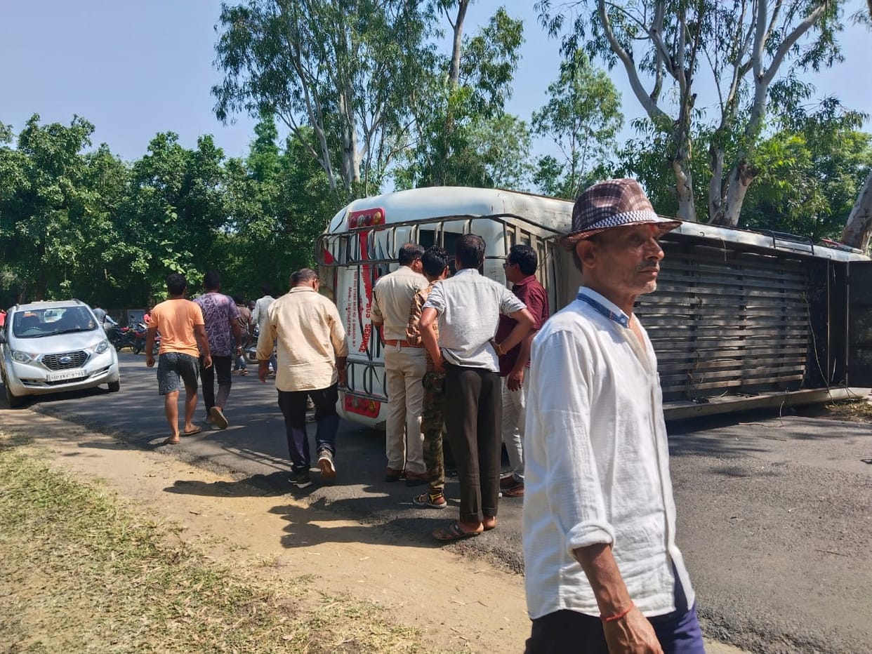 Shahdol Bus Overturned Several Passengers Injured in road mishap