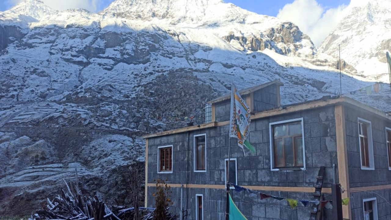 himachal weather: fresh snowfall in state, peaks including Rohtang covered with white sheet of snow, see pictu