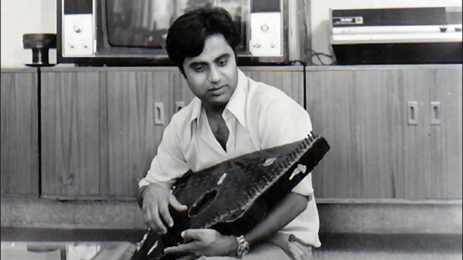 Jagjit Singh death anniversary know unknown facts about ghazal singer career struggles songs albums life story