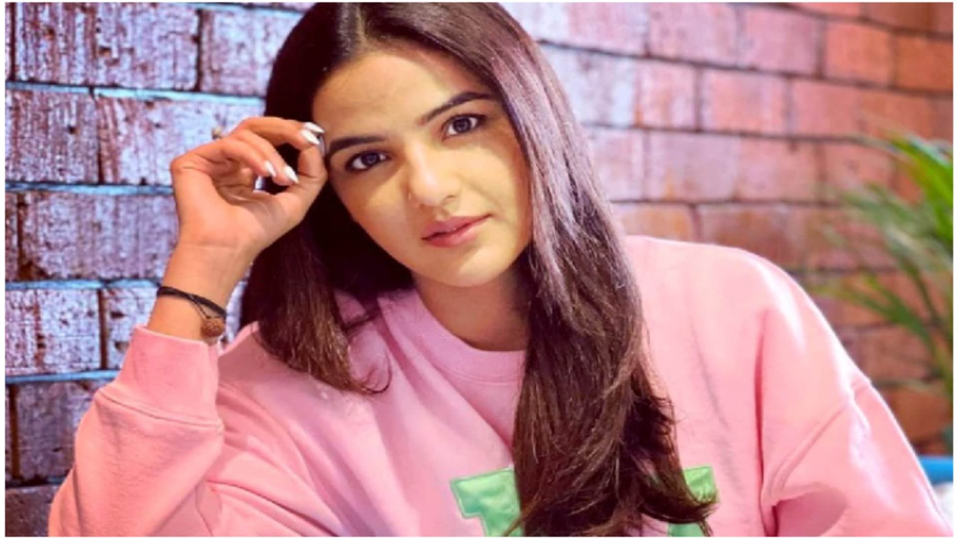 Jasmin Bhasin discharge from the hospital and share health updates to fans