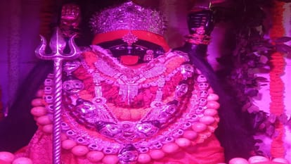 Manoj Tiwari sang the 5108th song to Maa Kali. Three-day music festival at Lakshmikund ancient Kali Math