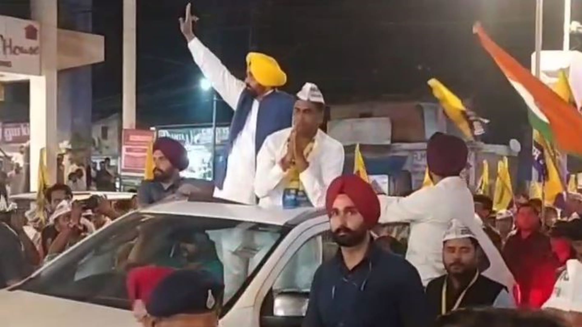 सीएम भगवंत मान का रोड शो