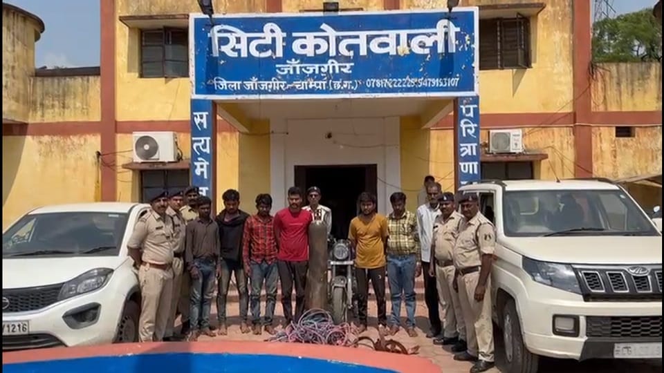 Five accused of robbery in Madhya Bharat Paper Mill arrested