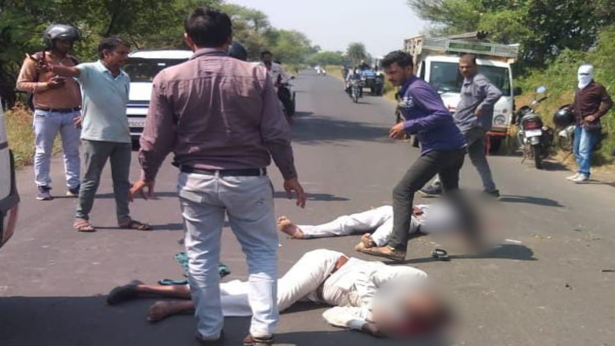 Sehore Road Accident Bilkisganj Road harvester crushes three people riding a bike two Died