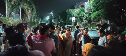 Meerut: Married woman sat on hunger strike in her in-laws house for 24 hours,  door not open