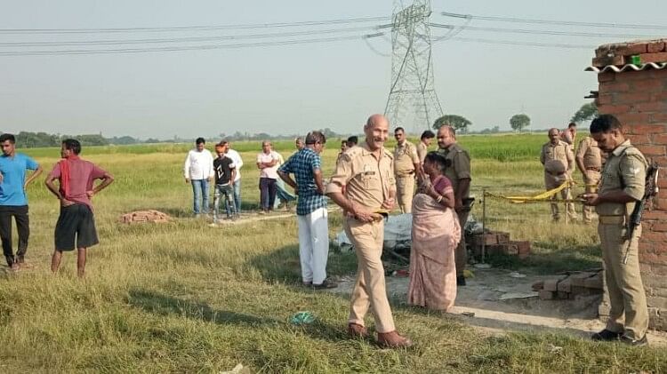 यूपी क्राइम: मचान पर सोए वृद्ध की ईंट से सिर कुचकर हत्या, घर से 500 मीटर दूरी पर हुई घटना