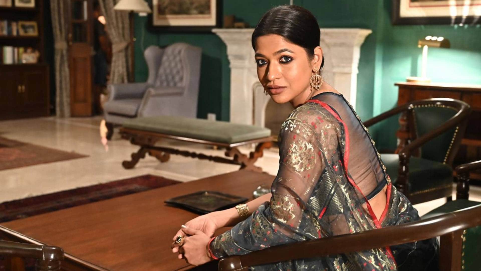 Azmeri Haque Badhon speaks to Pankaj Shukla khufiya vishal Bhardwaj rehana Mariyam noor tabu Shah Rukh Khan