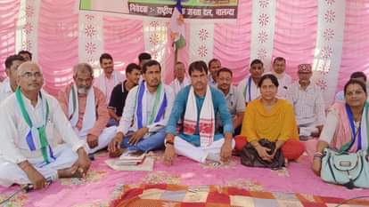 रालोजद का प्रदर्शन