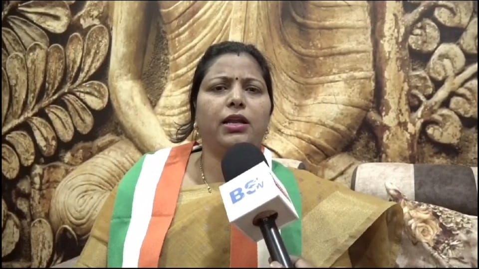 डॉ. रश्मि चंद्राकर,अध्यक्ष, जिला कांग्रेस कमेटी