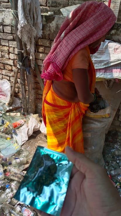 100 kg ganja is sold daily in Varanasi, consignment of ganja comes from Odisha and Andhra Pradesh.