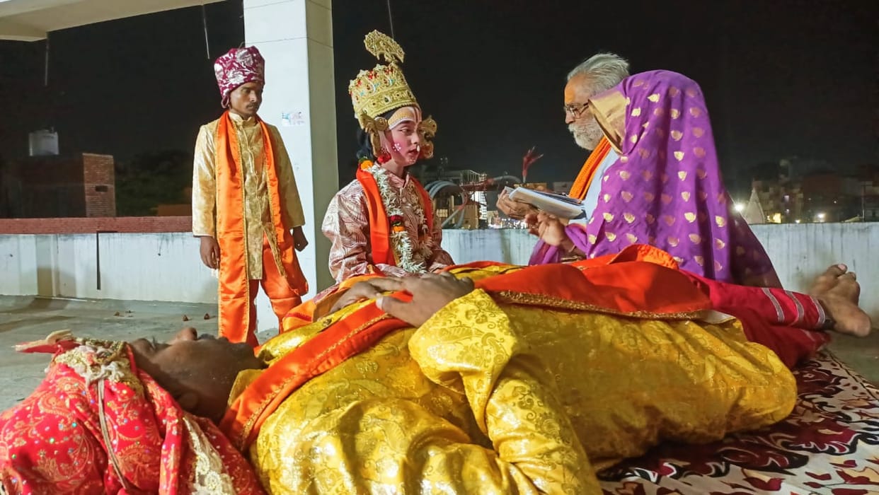 13th day of Ramlila of Ramnagar: On seeing Lord Ram, Bharat fell on the ground
