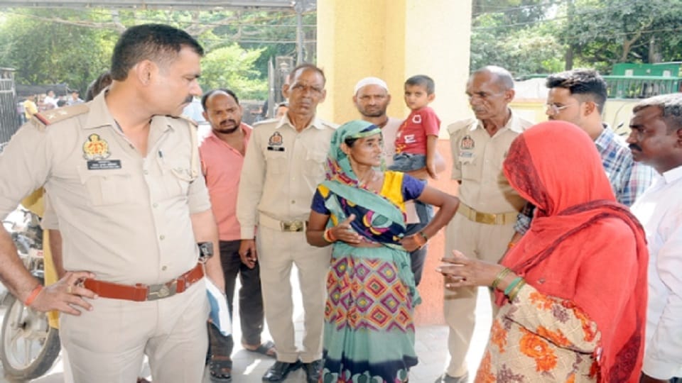 Sambhal: Dead body young man gone his in laws house found, police engaged in investigation